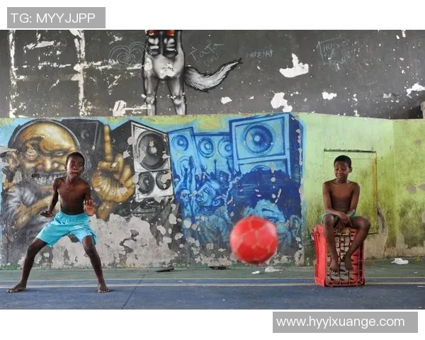 超级球星五人制足球：激情对决引领全球街头足球风潮